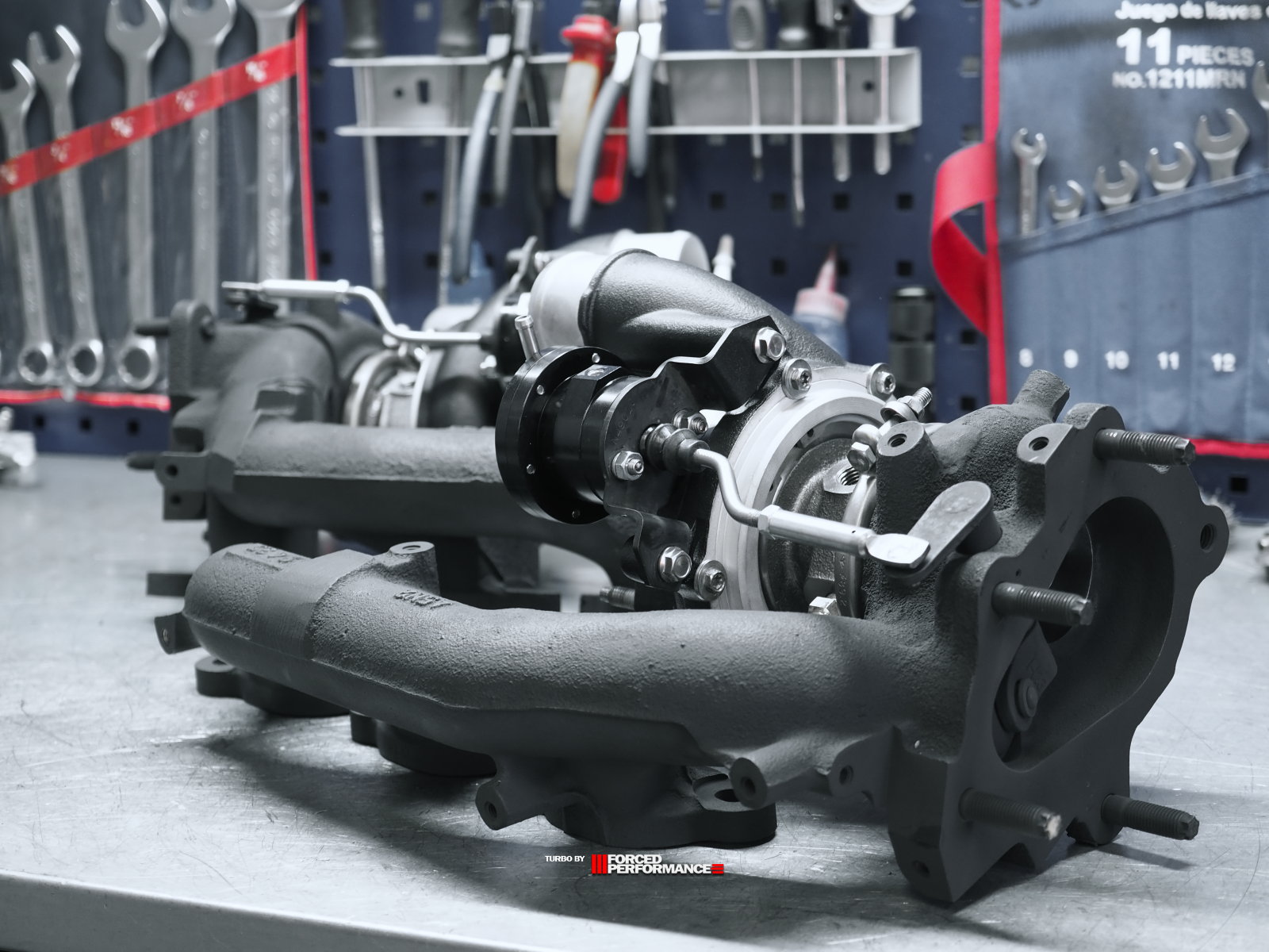Хорошо сбалансированная и очень мощная конфигурация гибрида на 990+ hpr для мотора VR38
